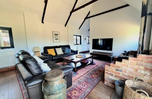 Ashford House | Milk Barn - Rustic farm stay