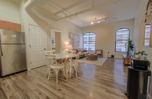 Boston Financial District Apartment | Milk153-3C-2/2 · Lavish FIDI 2br/2ba | Close to everything!