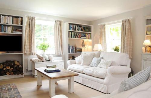 Scaynes Hill House | Mill Barn by inspirestays-com