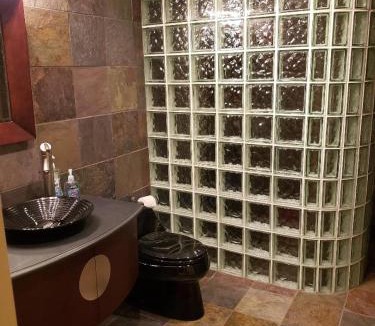 Winamac Bed & Breakfast | Mill Creek Gardens