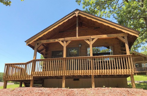Lampe Cabin | Mill Creek Resort on Table Rock Lake