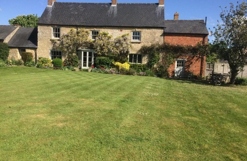 Newport Pagnell Bed & Breakfast | Mill Farm