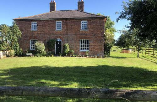 Devizes House | Mill Farm House