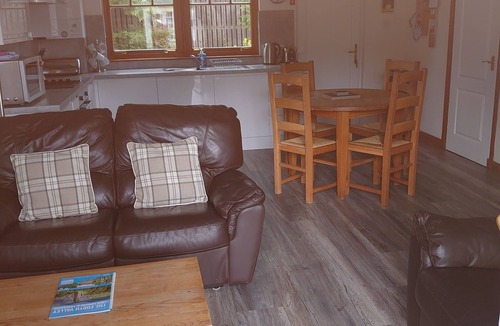 Alva House | Mill Glen