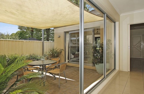 Bright House | Mill House in central Bright