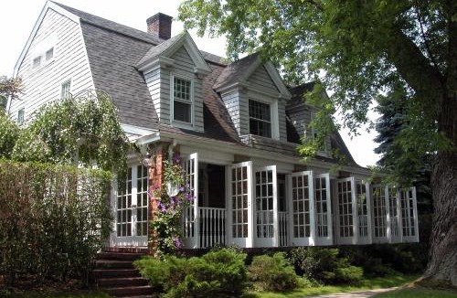 Village of East Hampton Bed & Breakfast | Mill House Inn