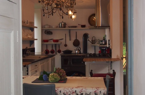 La Chapelle d'Audaine House | Mill house with private wood