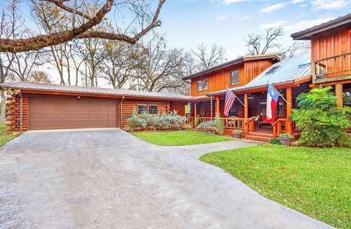 Wimberley House | Mill Race Lodge I Waterfront, Pool, Wimberley