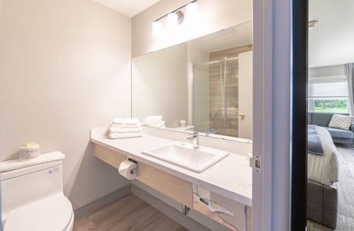 Woodstock Hotel | Mill River Resort