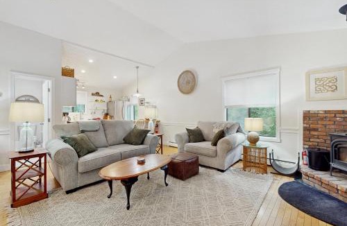 Quechee Apartment | Mill Run 10E