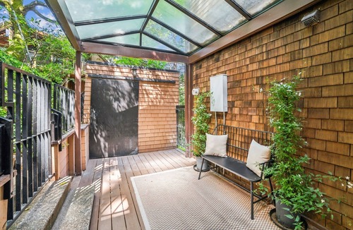 Mill Valley Apartment | Mill Valley Treehouse Apt 1 Bedroom Apts by RedAwning