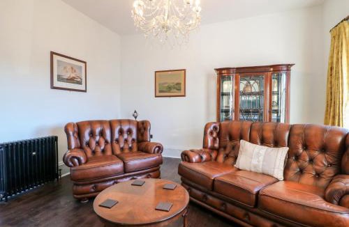 Mansfield House | Mill View Duplex