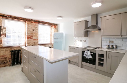 Mansfield Cottage | Mill View Duplex