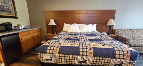 Eatonville Hotel | Mill Village Motel