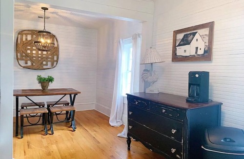 Pine Mountain Valley House | Millarden Farms Bunk House