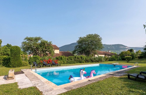 Millau Apartment | Millau apartment in bourgeois house