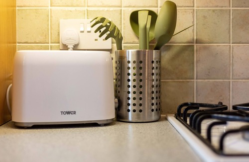 Ayr Apartment | Millbrae Residence - Donnini Apartments