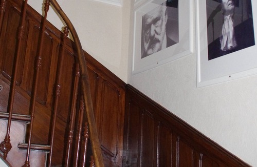 La Charite-sur-Loire Hotel | Mille et une Feuilles