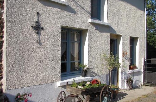 Meneac House | Mille Fleurs Cottage