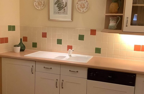 Castres House | Mille Fleurs Estate sleeps 14