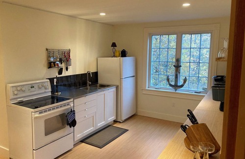 Mahone Bay Bed & Breakfast | Miller House By the Bay