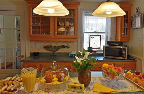 Mahone Bay Bed & Breakfast | Miller House By the Bay