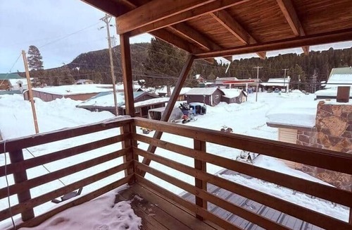 Cooke City-Silver Gate House | Miller Mountain Cabin