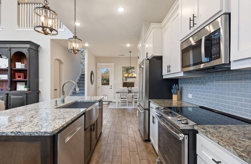 Pottsboro House | Miller's Cove on Lake Texoma! Luxury Lakeview Home built in 2017!