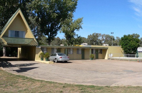 Wangaratta Hotel | Millers Cottage Motel