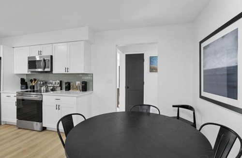 Millersport House | Millersport: The Summit