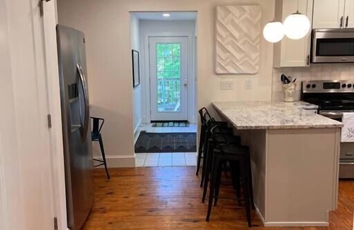 Jefferson House | Millhouse in Downtown Jefferson