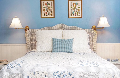 Quincy Bed & Breakfast | Millhouse Inn