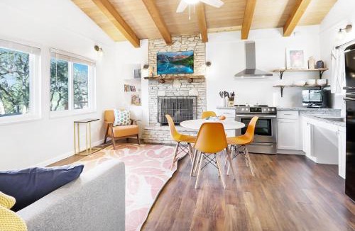 Canyon Lake House | Millies Cottages Unit 1 - Ruth