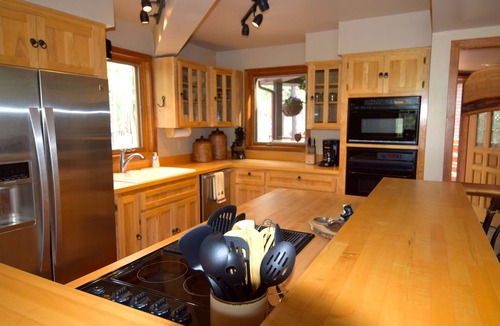 Flagstaff Cabin | Million Dollar Exclusive Cabin On 5 Acres, 3 Mi from downtown