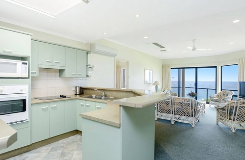 Hayborough House | Million Dollar Sea Views