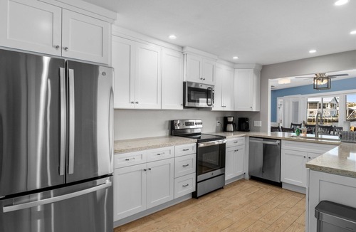 Crystal Shores House | Million Dollar view on the Main River! No Canal.