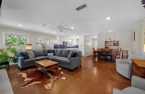 Kingsland House | Million-dollar View & Affordable Too! Kayaks free for use