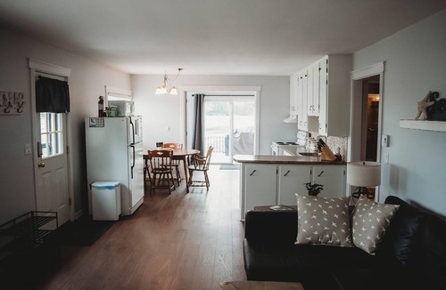 Saint David Cottage | Million Dollar View!