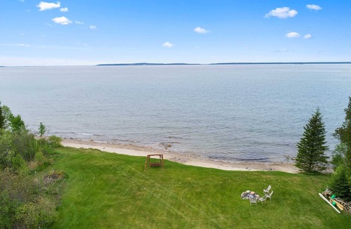 Cheboygan House | Million Dollar View | Lakefront Studio Cottage w/Mackinac Bridge & Island Views