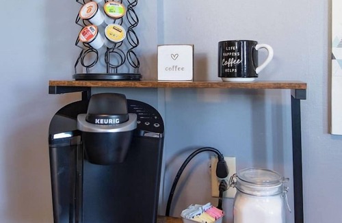 South Side Slopes Apartment | Million Dollar View Spacious Studio