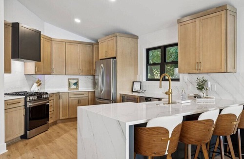 Winchester House | Million Dollar Views + Luxury + Infinity Deck