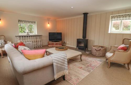 Woolhope House | Millpond Bothy