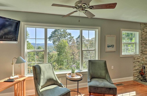 Mills River House | Mills River Forest Home w/ Deck & Mountain View!