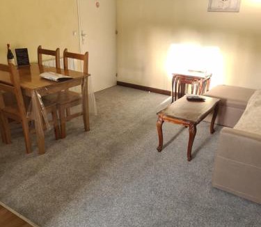 Chassenon Apartment | Millstone Gite 1, two bed apartment + shared pool