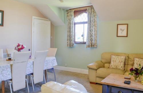 Wing House | Millstream - Uk45183