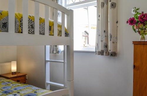 Wing House | Millstream - Uk45183