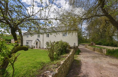Axminster Cottage | Millwater Cottage