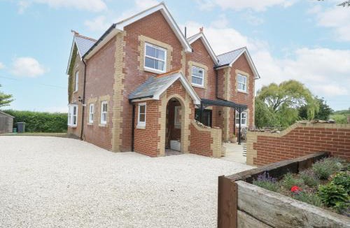 Ventnor House | Milston