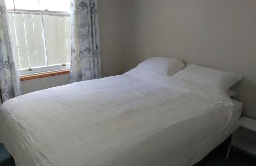 Bluff Hill House | Milton Cottage