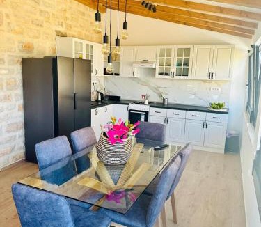 Prigradica House | Milton holiday house